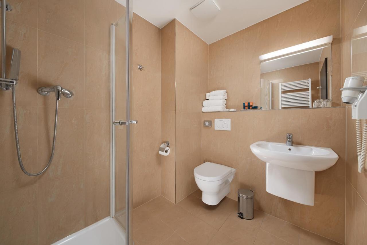 Spa Hotel Felicitas Podebrady Ngoại thất bức ảnh